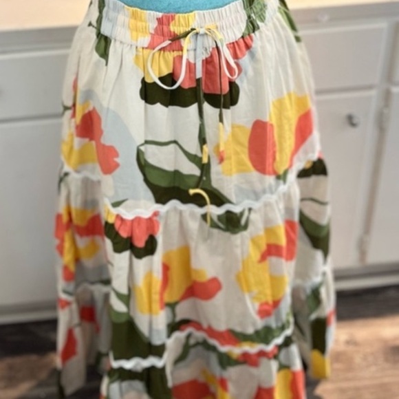 CeCe Floral Tiered Maxi Skirt | Size S (Fits M) | Boho Summer Resort Wear - Picture 7 of 8